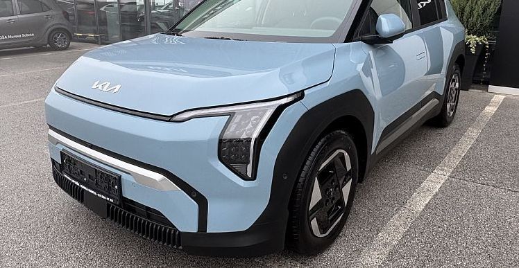 Zunanja slika - KIA EV3 - KIA  SKY  58.3 kWh  - 204 KM - 6