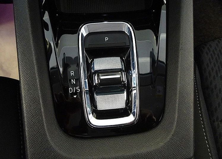 Zunanja slika - Škoda Octavia - Estate Style 2.0 TDI -VIRTUAL -AVTOMATIK -KLJUKA - 9