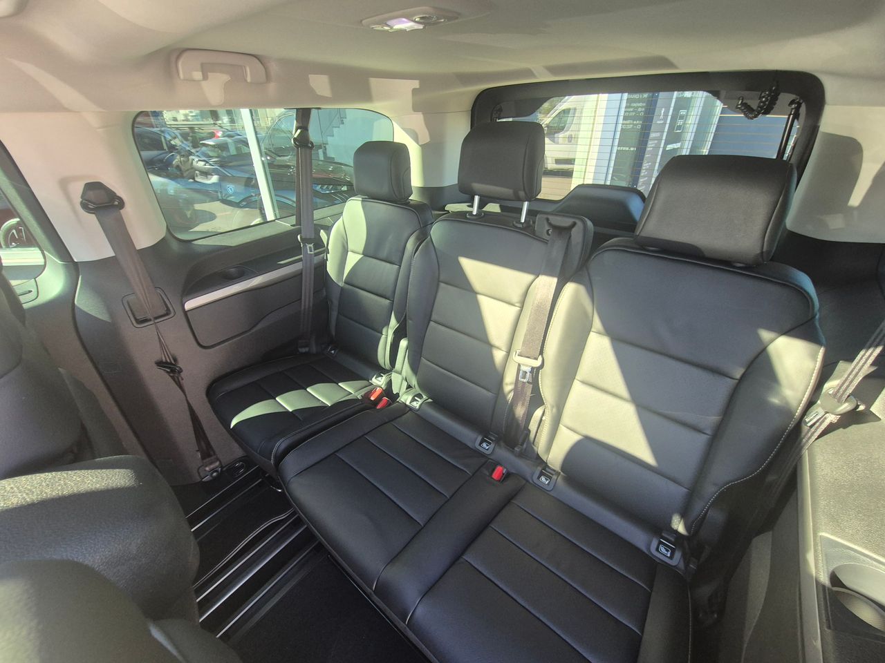Zunanja slika - Peugeot Traveller - L3 Business Vip 2.2 B-HDI 180 EAT8 - 8