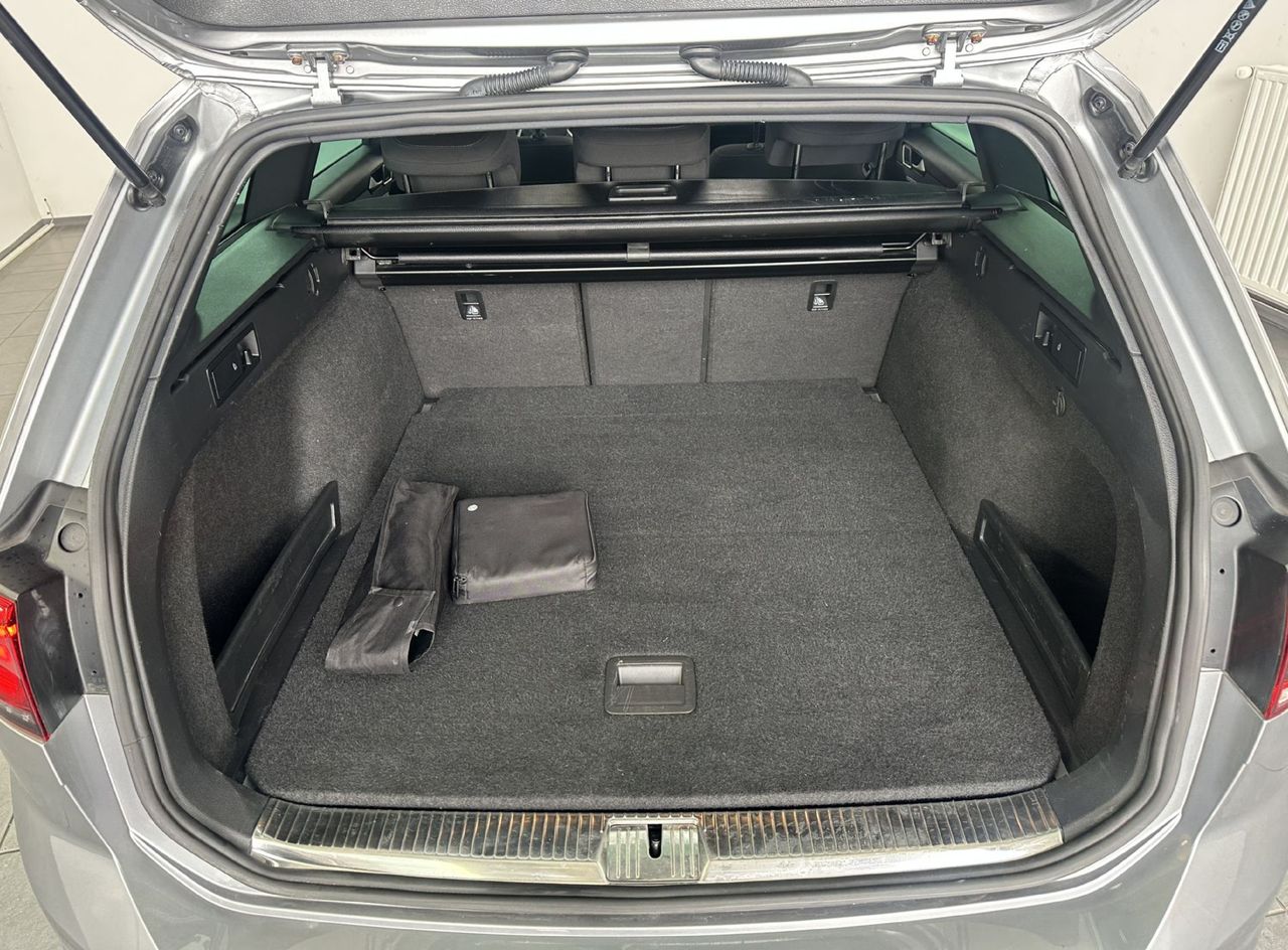 Zunanja slika - VW Passat - Variant 2.0 TDI.Business avt. 110kW.NEMŠKI.PANORAMA.KAMERA - 19