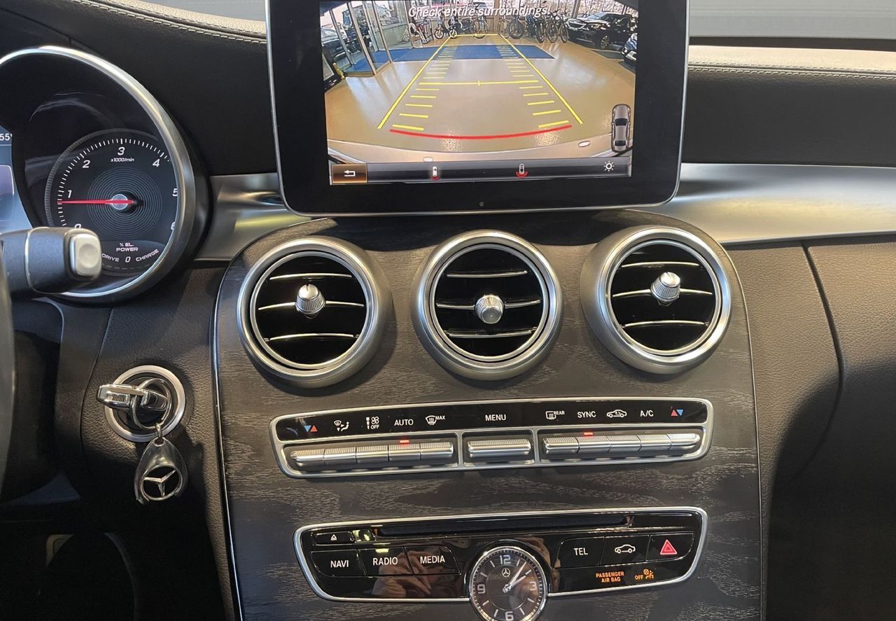 Zunanja slika - Mercedes-Benz C-Razred - AVANTGARDE-HEAD UP-PANO-LED-NAVI-KAMERA-ALU - 17