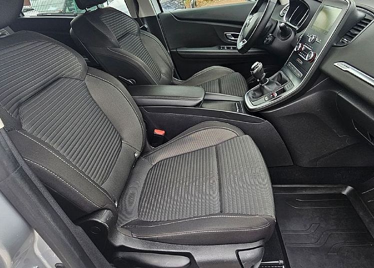 Zunanja slika - Renault Scénic - Grand Scenic 1.7 Blue dCi 120ks °1-LASTNIK° ° °NAVI° °KLJUKA° - 9