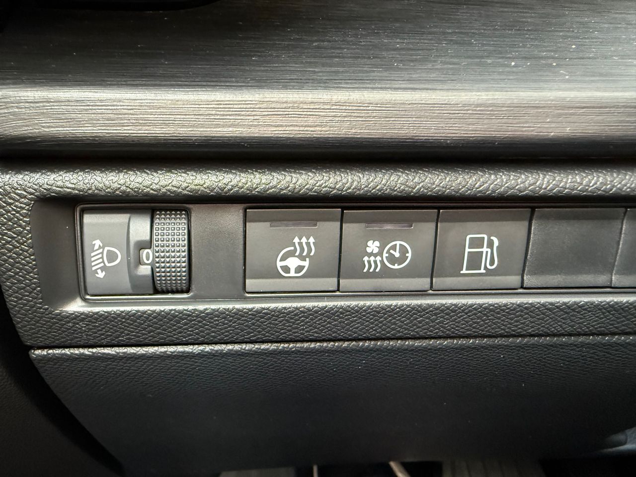 Zunanja slika - Citroën C5 - X 1.6 PHEV Shine  AVTOMATIK + POTRJENA SERVISNA - 14