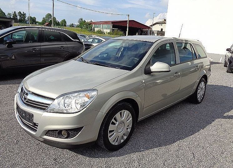 Zunanja slika - Opel Astra - 1.6 16V 115KM- KOMPLET servisna zgodovina- SLIKE - 1