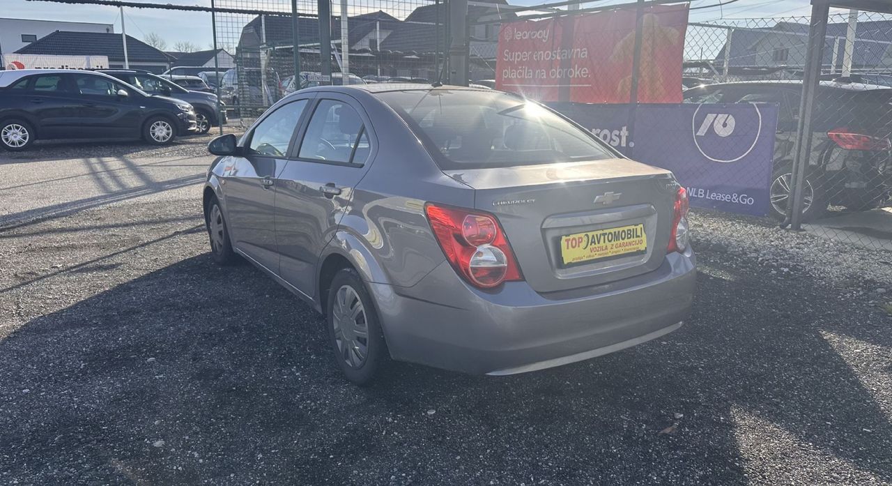 Zunanja slika - Chevrolet Aveo - 1.4 16V - 5