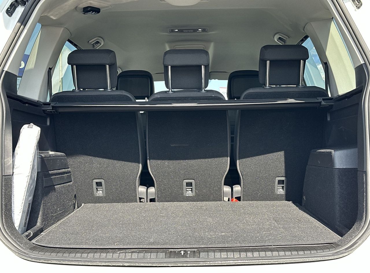 Zunanja slika - VW Touran - 1.5 TSI avt. R-Line Edition - 14