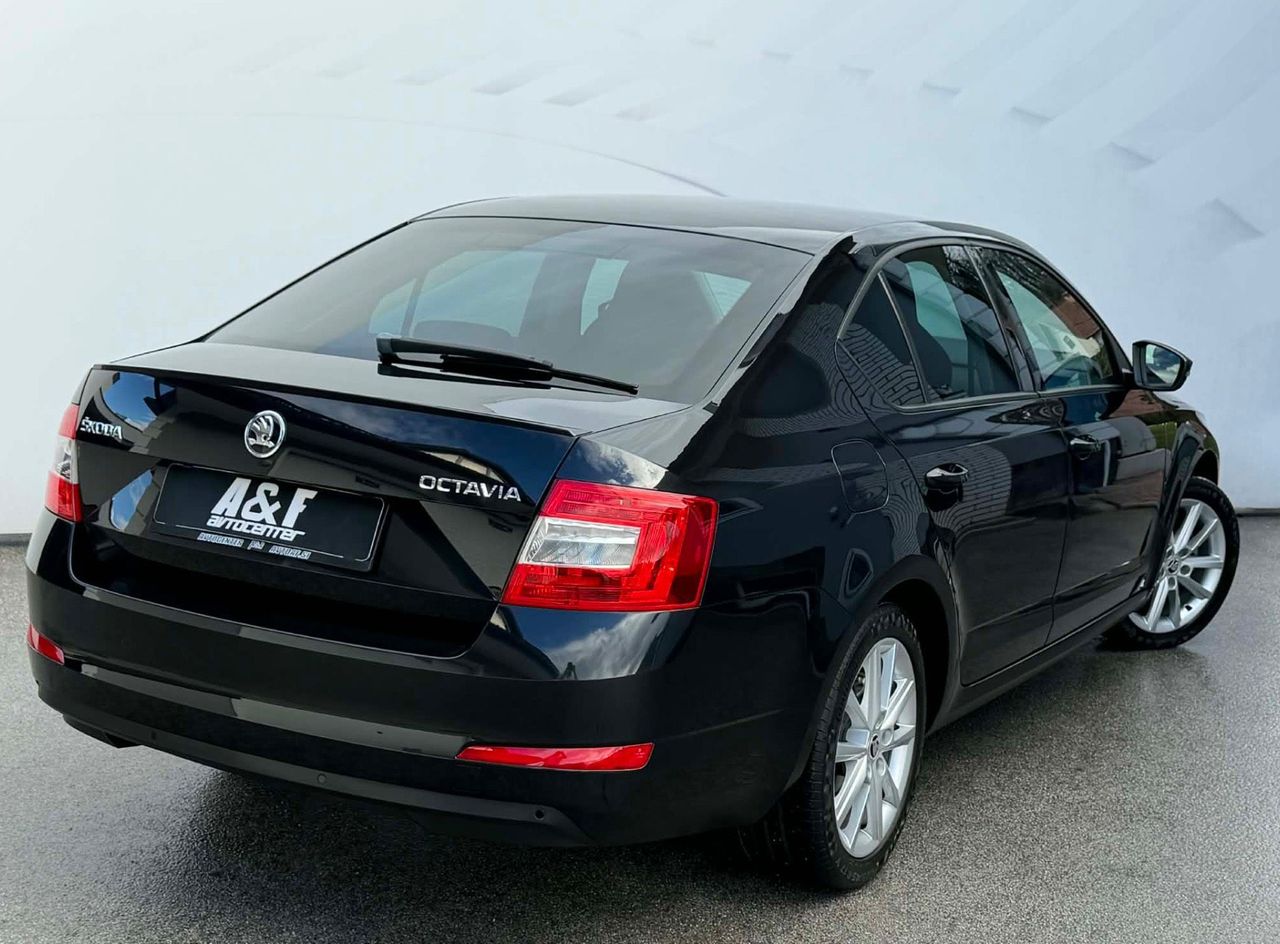 Zunanja slika - Škoda Octavia - 1.6 TDI-RS-185.000km-LIZING ZA TUJCE-ODLIČEN... - 5