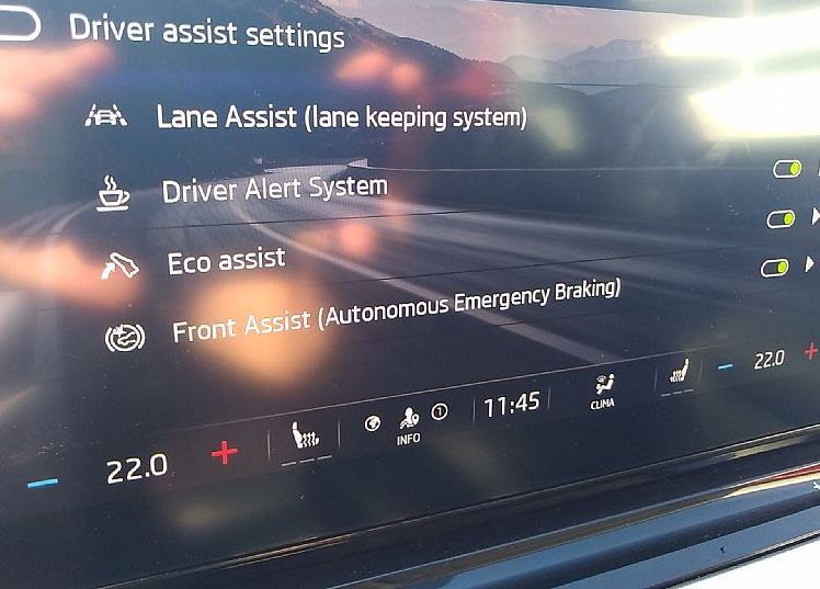 Zunanja slika - Škoda Octavia - 2.0 TDI Style DSG 110 kW-MATRIX LED -43- - 9