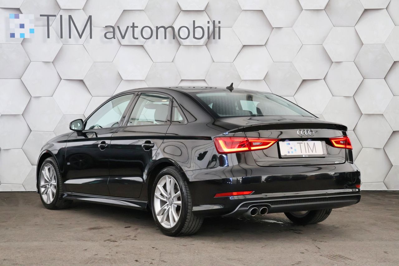 Zunanja slika - Audi A3 - 1.4  TFSI 150KM Sport - 4