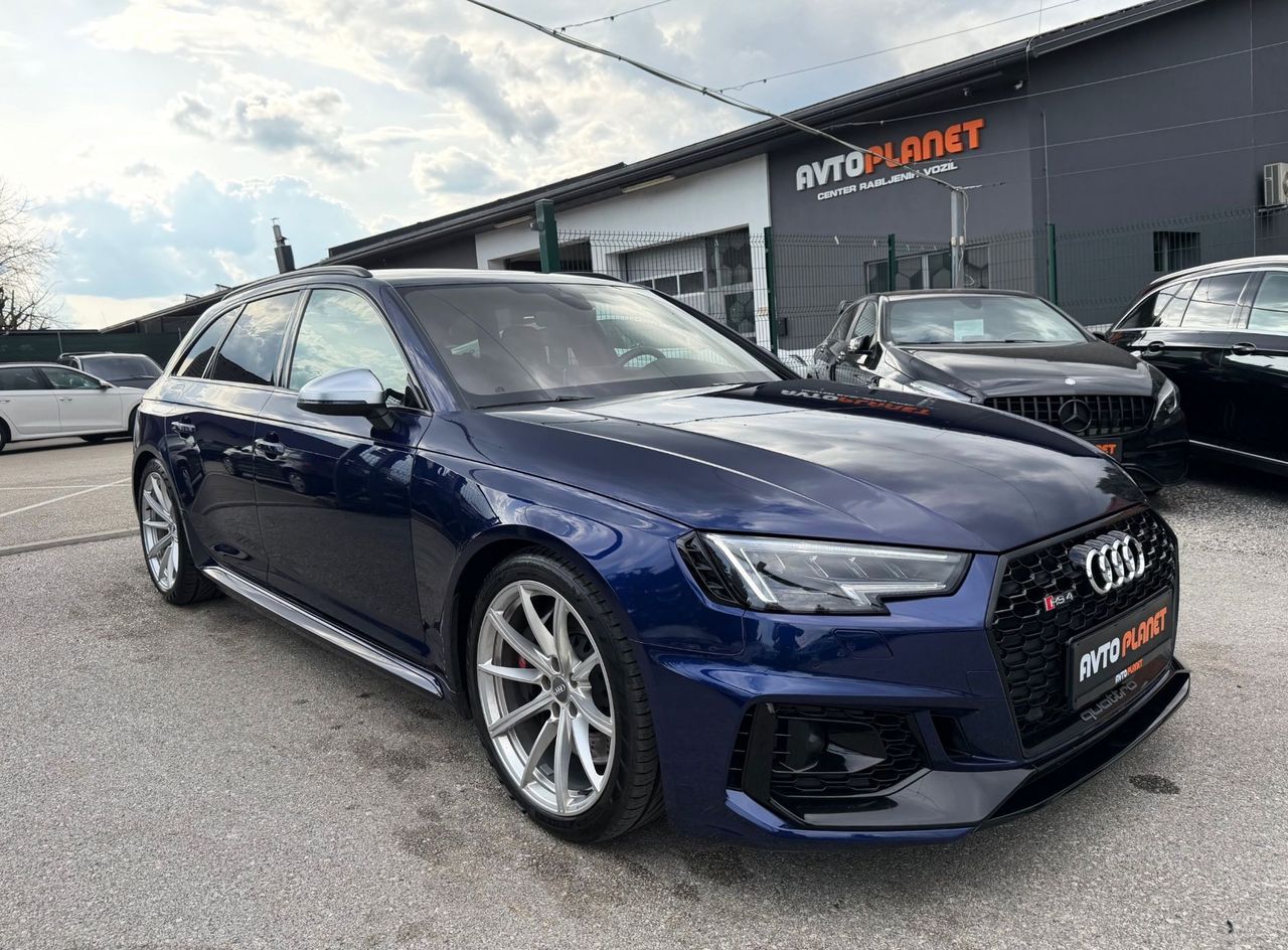 Zunanja slika - Audi RS4 Avant - 2.9 TFSI Quattro AUT. HD MATRIX B.O. ACC ALU 19 - 7