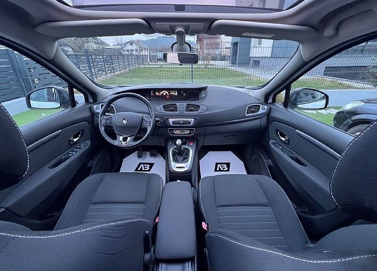 Zunanja slika - Renault Scénic - Grand Scenic 1.5 dCi+1.LAST+SLO+NAVI+PANORAMA+Limited Edition . - 13