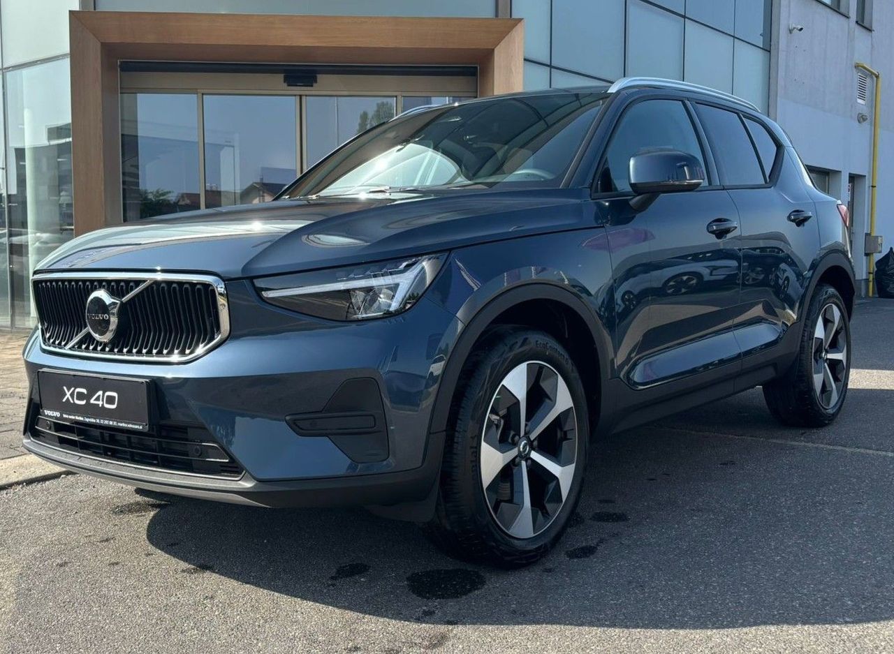 Zunanja slika - Volvo XC40 - B3  P  163hp Core 3 leta garancije + 3 servisi - 1