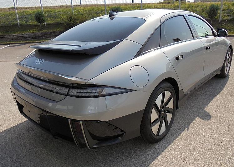 Zunanja slika - Hyundai Ioniq 6 - BEV 77KWH PREMIUM AUTO°Winter°elekt.kljuke°AKCIJA° - 3