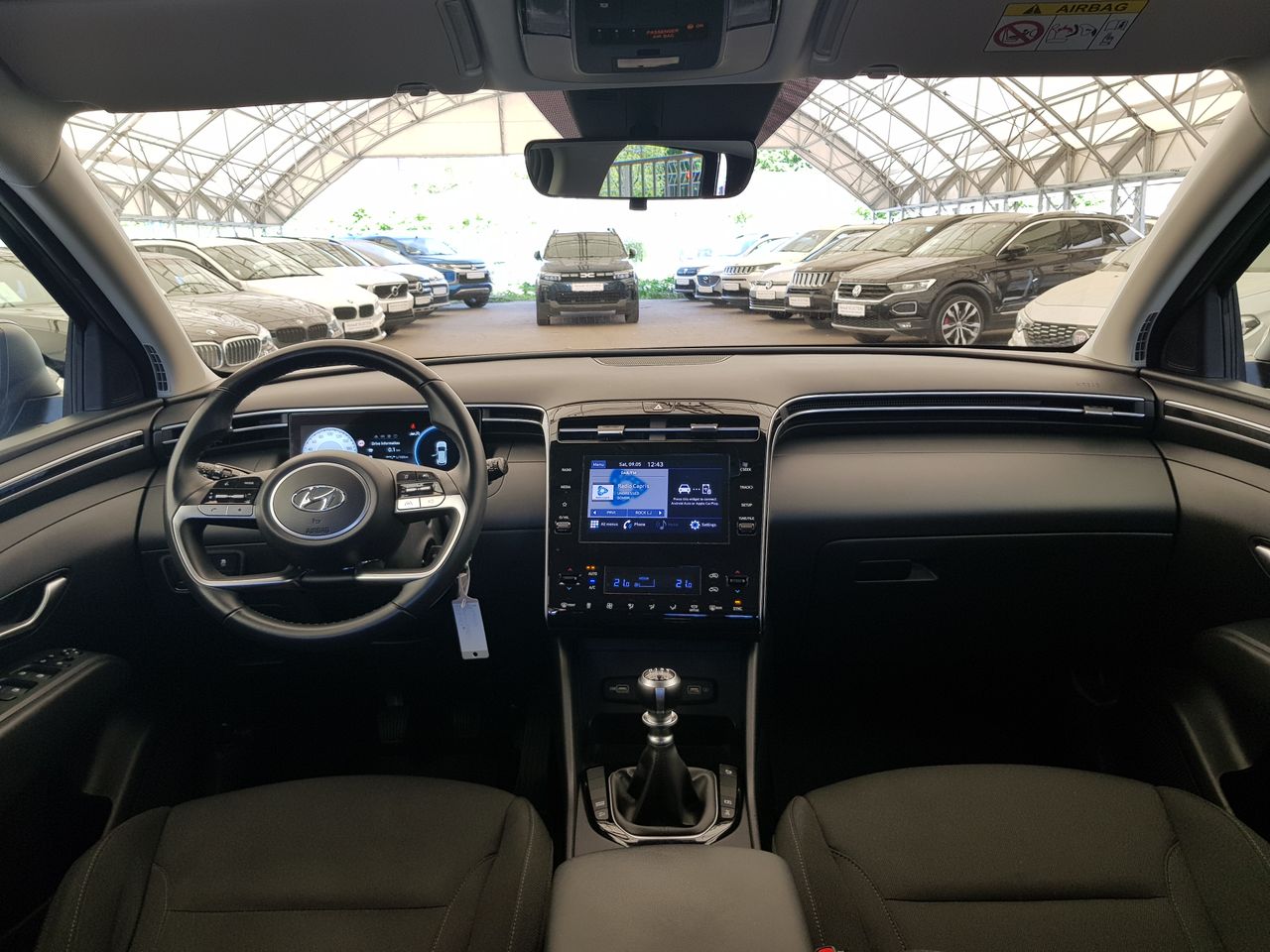 Zunanja slika - Hyundai Tucson - 4WD 1.6 T GDI Premium 1.LASTNIK SLOVENSKI - 6