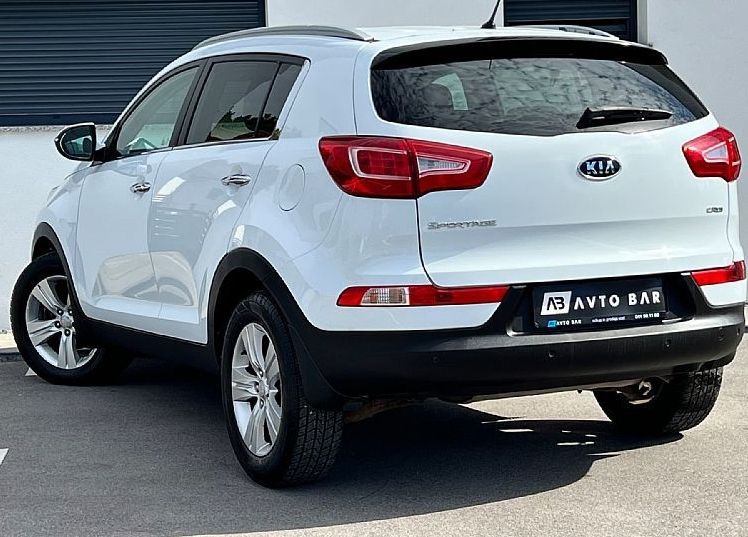 Zunanja slika - KIA Sportage - 1.7 CRDi+SLO+ALU+PDC+USB - 8