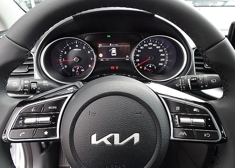 Zunanja slika - KIA XCeed - 1.6 T-GDi LX SMART ISG 7DCT + ZIMSKE GUME + 30° - 8