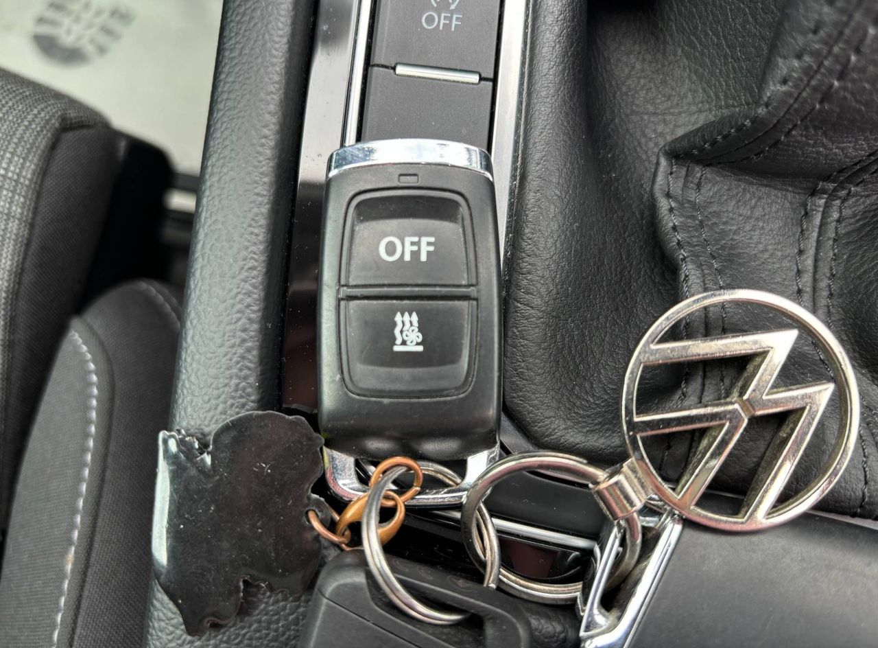 Zunanja slika - VW Passat - Variant 2.0 TDI BMT Elegance LED-KAMERA-NAVI-PANORAMA - 16
