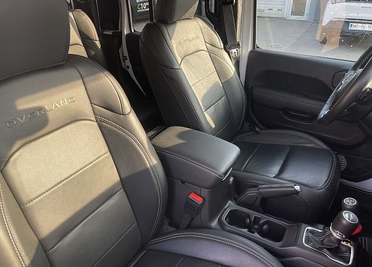 Zunanja slika - Jeep Gladiator - 3.0L V6 Diesel - 7