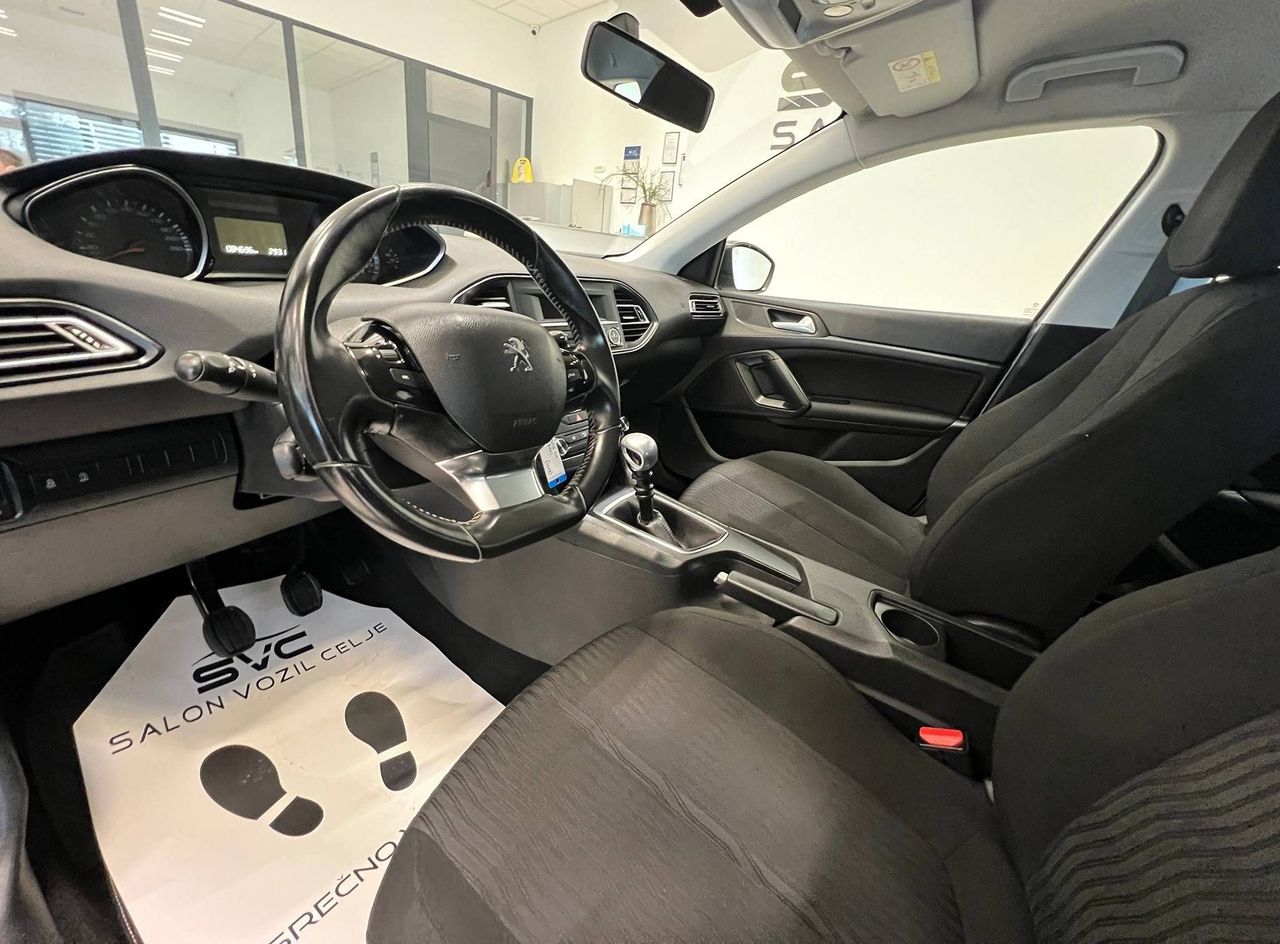 Zunanja slika - Peugeot 308 - 1.5 HDI-TEMP-LED-1.LAST-KREDIT-BREZ-POLOGA... - 9