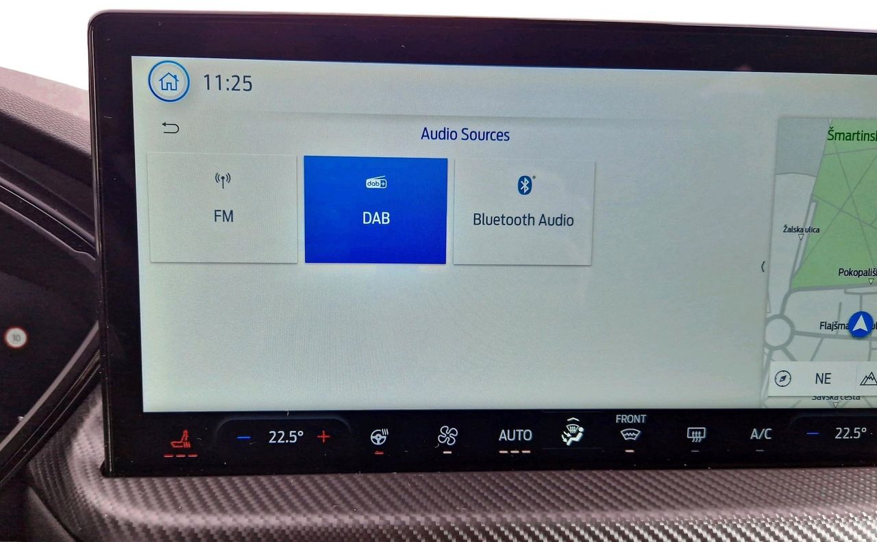 Zunanja slika - Ford Kuga - ST-LINE 1.5 EcoBoost 137kW A8-SLO-NAVI-ZIM.PAK. - 6