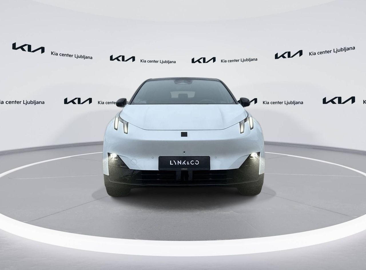 Zunanja slika - Lynk & Co 02 - More ugodna cena s subvencijo 6.500€ - 2