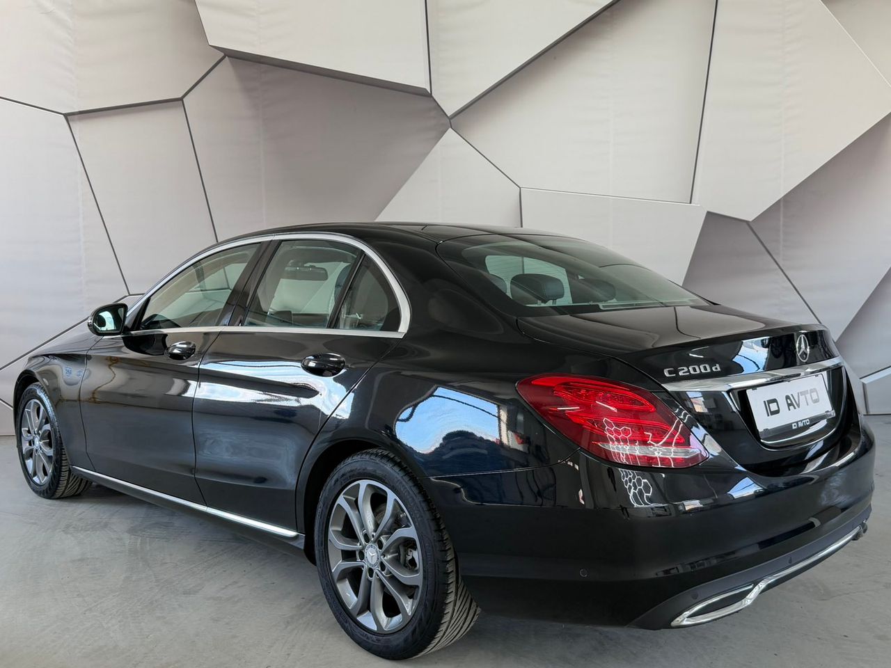 Zunanja slika - Mercedes-Benz C-Razred - C 200 d Avt. - 3