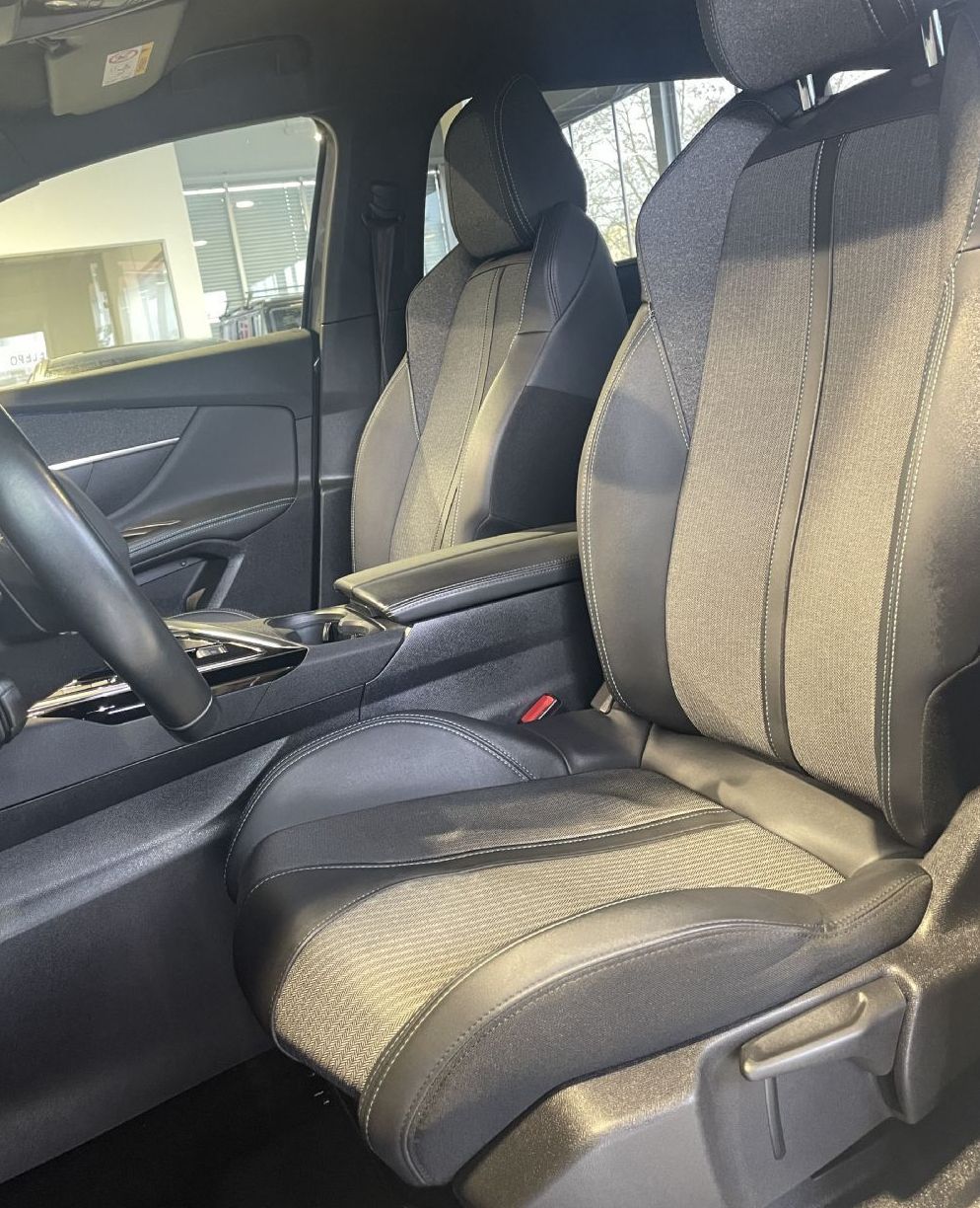 Zunanja slika - Peugeot 5008 - 7SEDEŽEV-VIRTUAL-NAVI-360KAM-LED-KEYLESS-ALU - 7