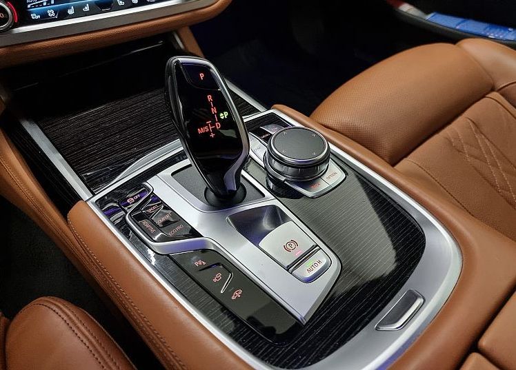 Zunanja slika - BMW Serija 7 - : 750d xDrive HUD ACC Pano Harman Kardon - 15