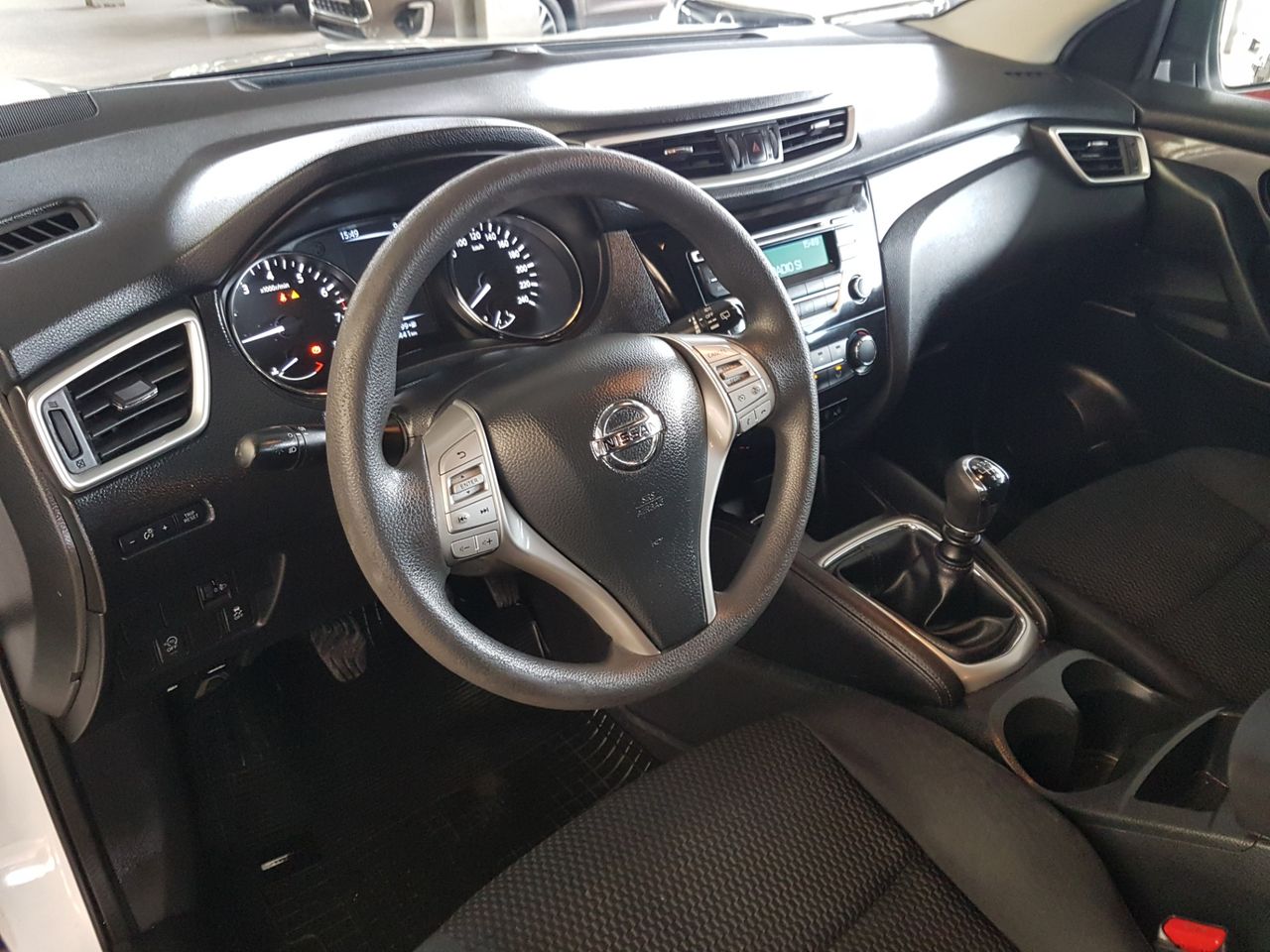 Zunanja slika - Nissan Qashqai - 1.2 - 9