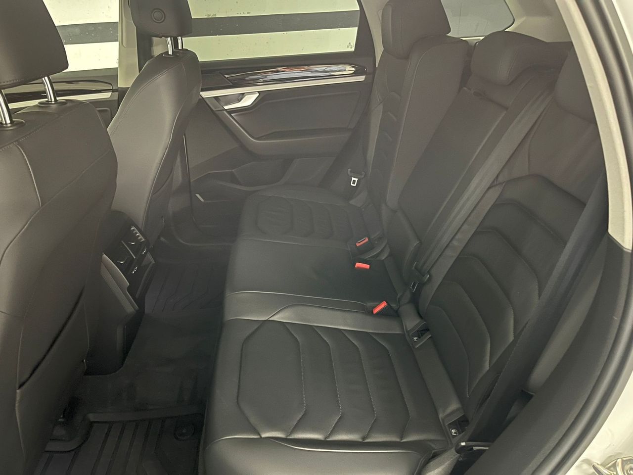 Zunanja slika - VW Touareg - V6 TDI - 4M - VLEČNA KLJUKA - SERVISNA KNJIGA - - 8