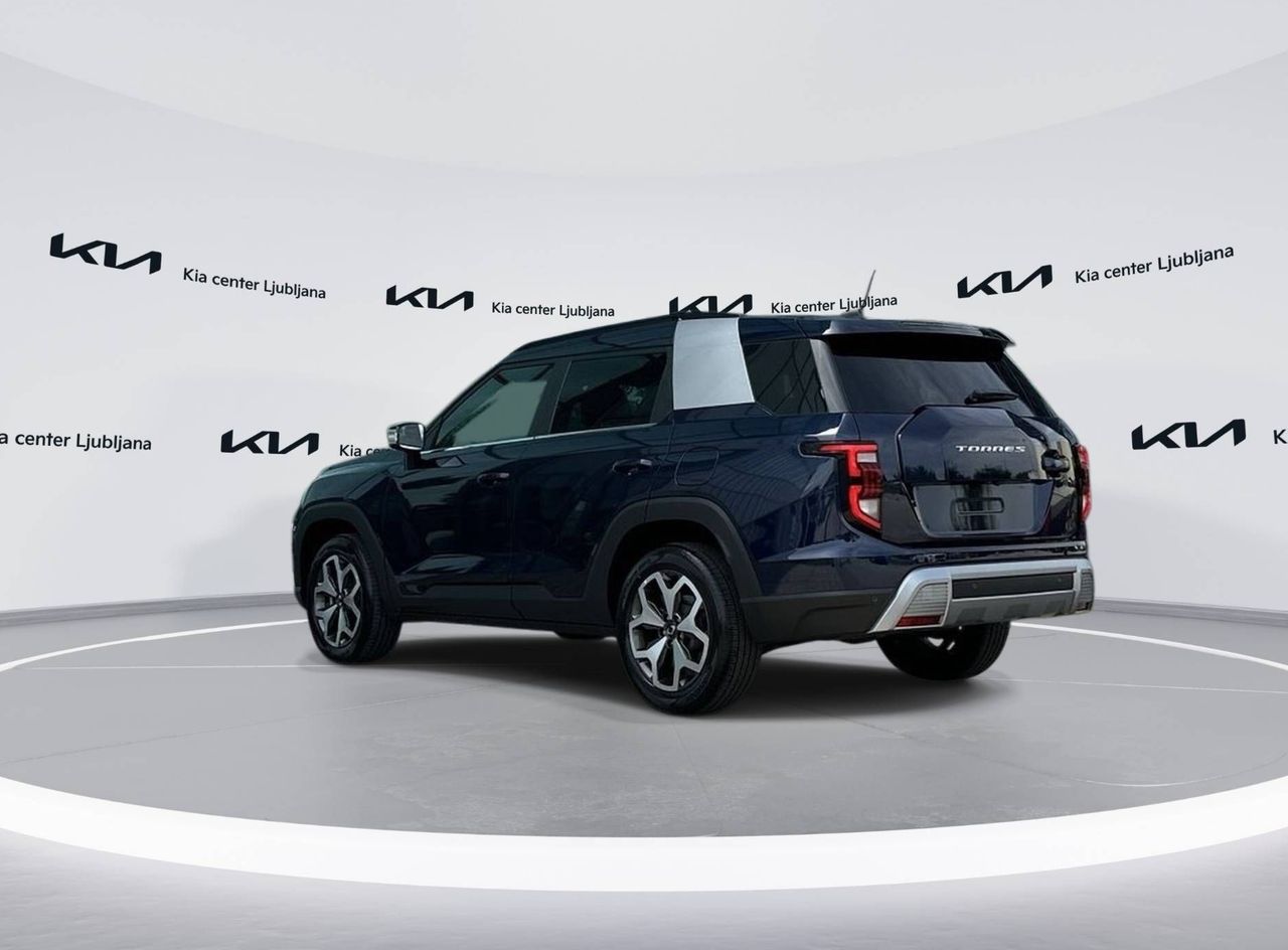 Zunanja slika - KG Mobility Torres - 1.5 T-GDi Special Plus 4x2 A T - 7