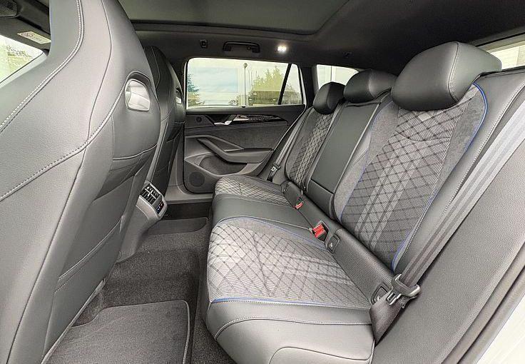 Zunanja slika - VW Passat - Variant 2.0 TDI BMT 4Joy DSG - 6