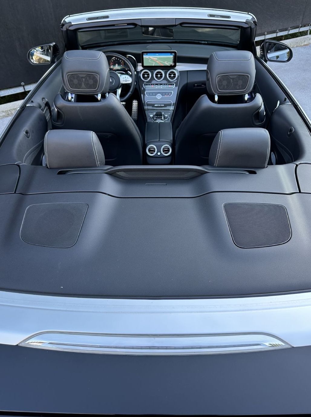 Zunanja slika - Mercedes-Benz C-Razred - Mercedes-AMG C63-HUD-VENTILACIJA-MULTI.LED-KEYLESS - 17