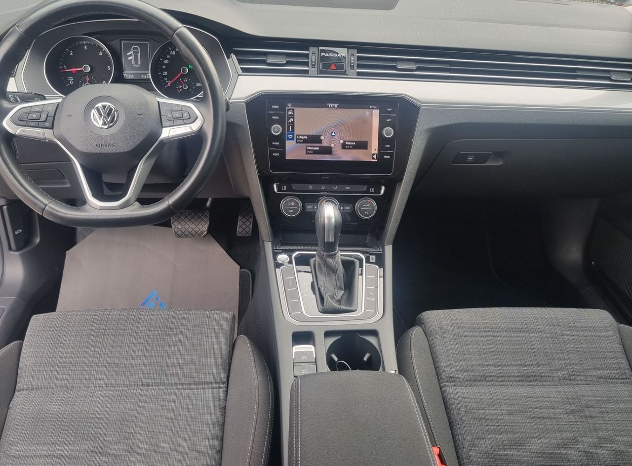 Zunanja slika - VW Passat - Variant 2.0 TDI BMT Business 110kW-DSG-LED-2XPDC-NAVI - 10