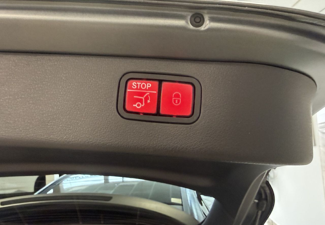 Zunanja slika - Mercedes-Benz C-Razred - C 300e T AMG Line Avt.-360KAM-VIRTUAL-AMBIENT+-MAT - 20