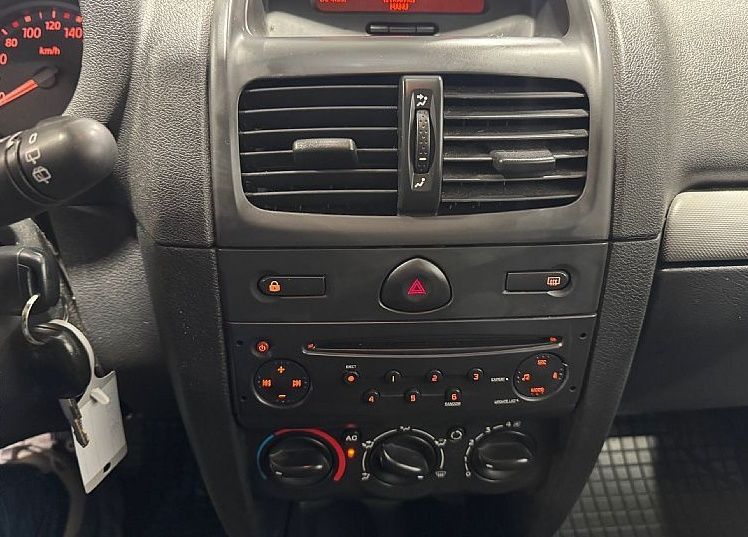 Zunanja slika - Renault Clio - 1.5DCI 65 STORIA TEAM 5v - 14