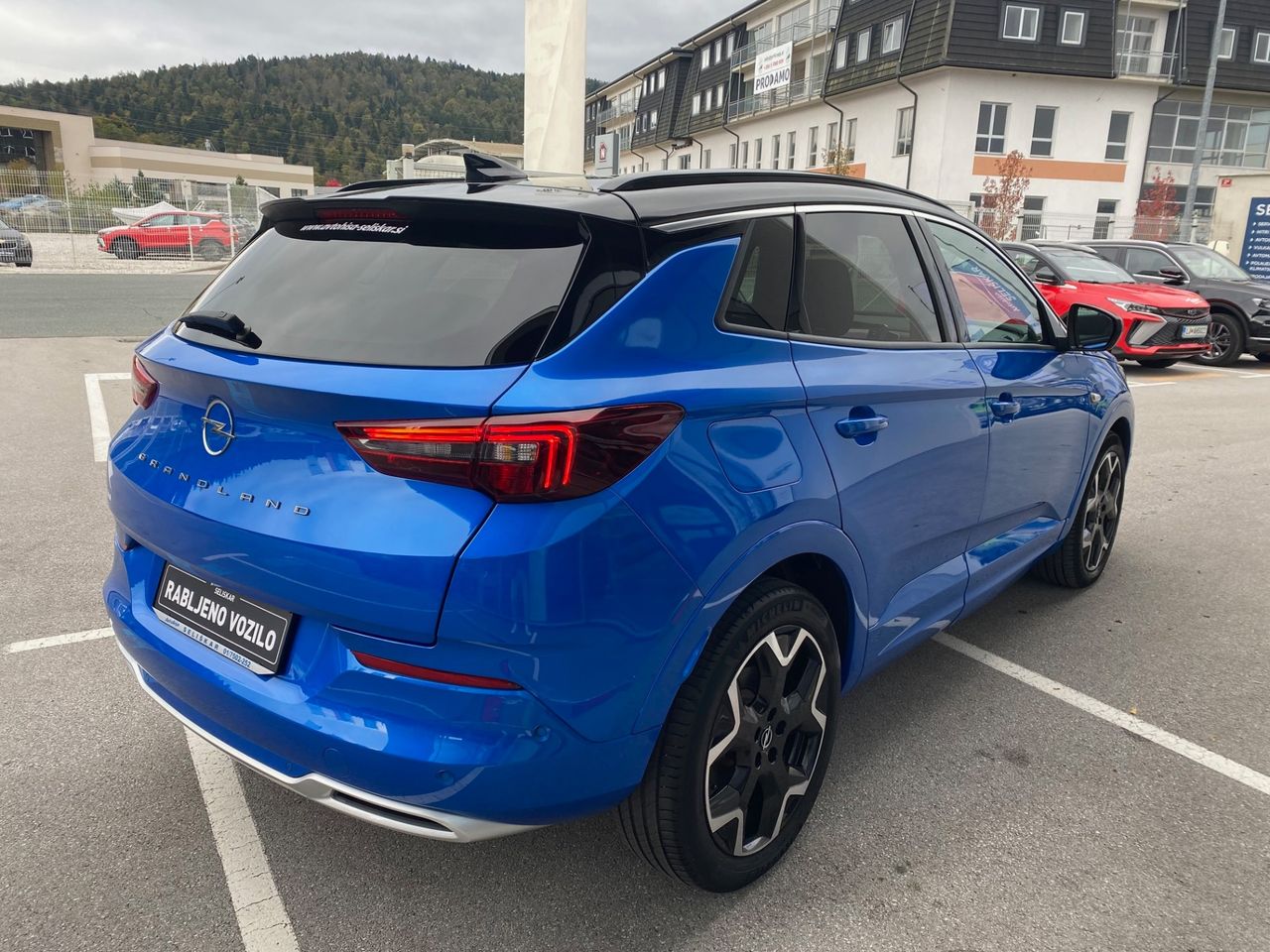 Zunanja slika - Opel Grandland X - 1.6 PHEV 225 ULTIMATE - AVTOMATIK + AKCIJSKA CENA - 18