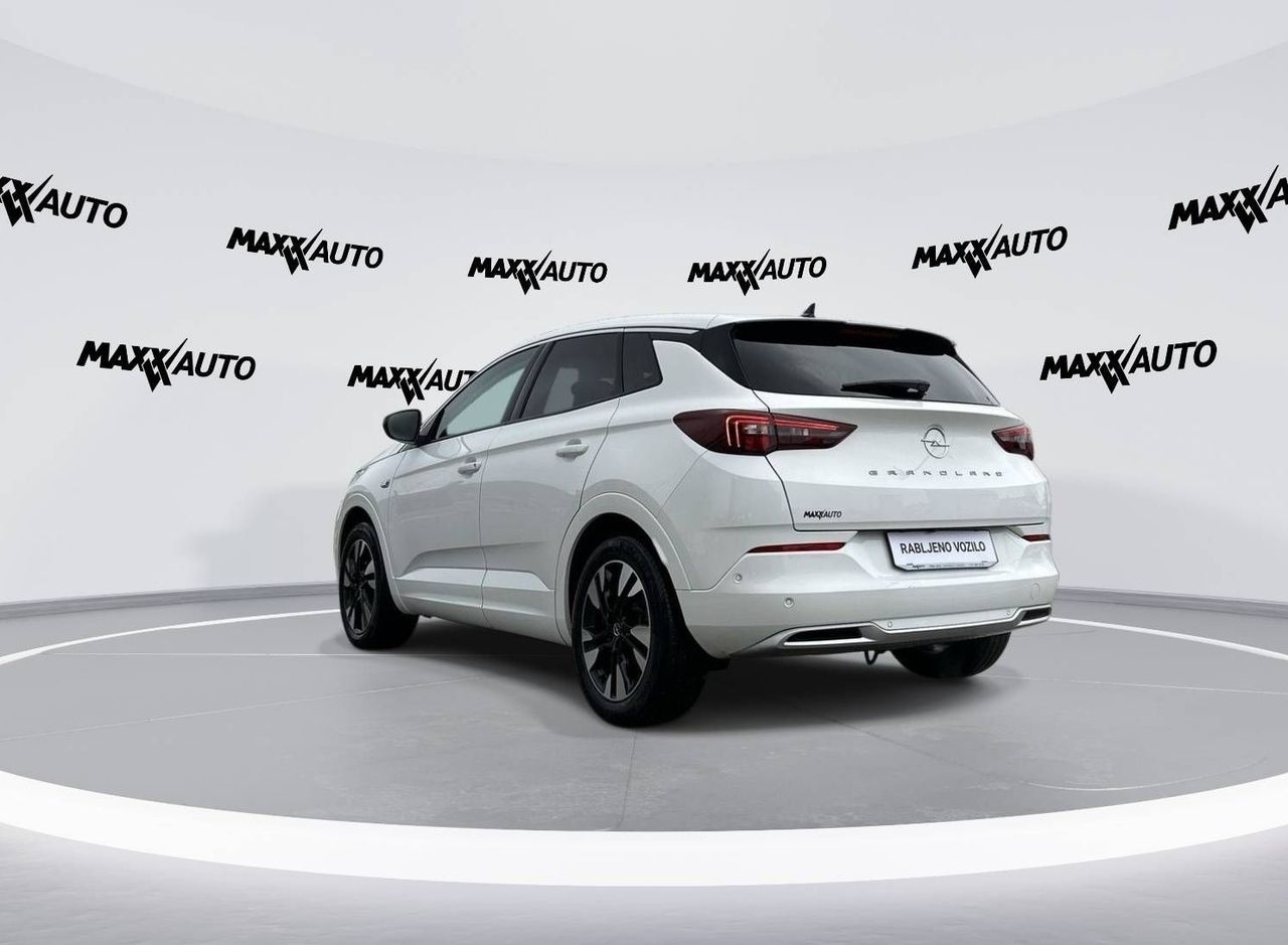 Zunanja slika - Opel Grandland - 1.5 D AUT ULTIMATE ACC MRTVI KOT GRETJE SED+VOLAN - 7
