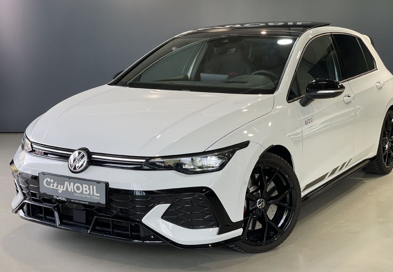 Zunanja slika - VW Golf - GTI-HEADUP-PANO-NAVI-GRETJE-LED-LANE-HARMAN KARDON - 1