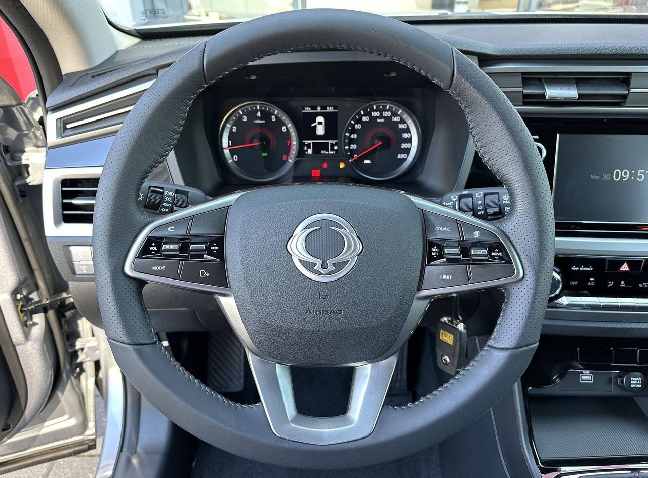 Zunanja slika - SsangYong Korando - 1.5 T-GDi Style 2WD MT... - 12