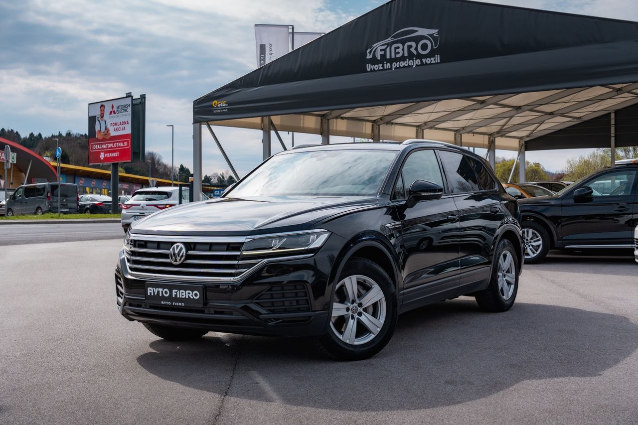 Zunanja slika - VW Touareg - 4motion V6 TDI BMT Tiptronic - 1