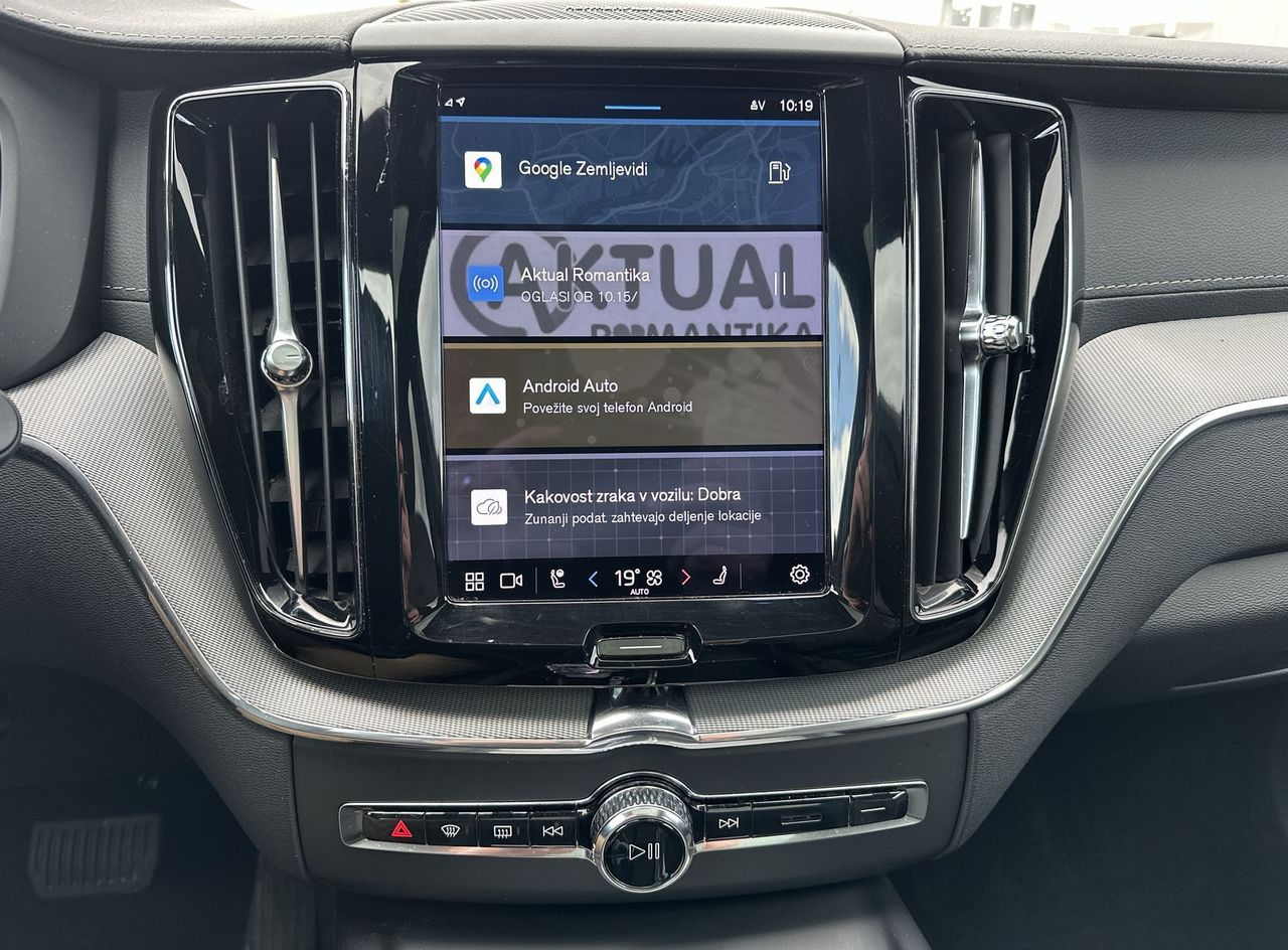 Zunanja slika - Volvo XC60 - B5 D Ultimate Dark AT AWD - 20