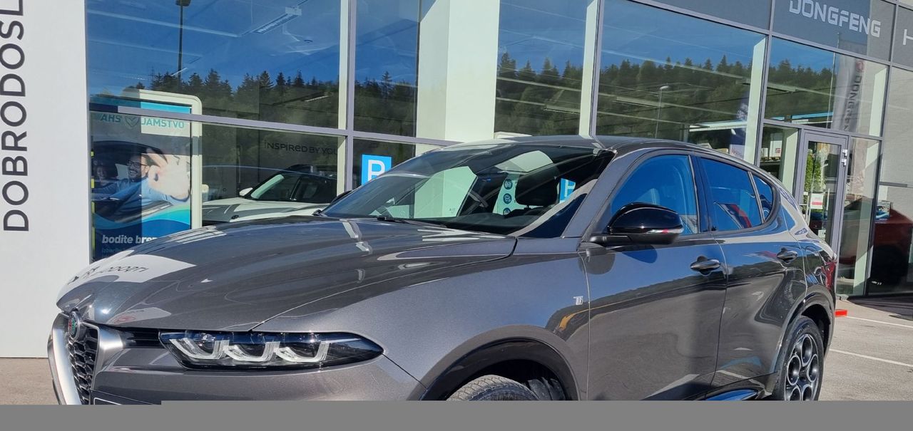 Zunanja slika - Alfa Romeo Tonale - 1.3 PHEV 280 Q4 Ti OPREMA + ODLIČNO OHRANJEN - 1