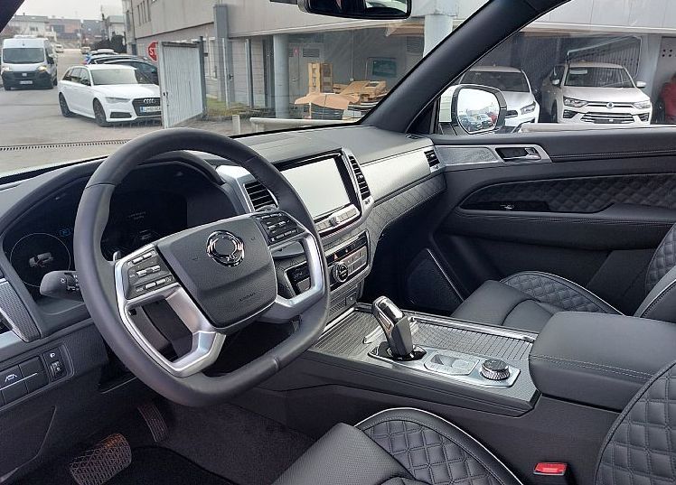 Zunanja slika - KG Mobility Rexton - 2.2 XDI DYNAMIC+  18 . 4x4 A T - 7