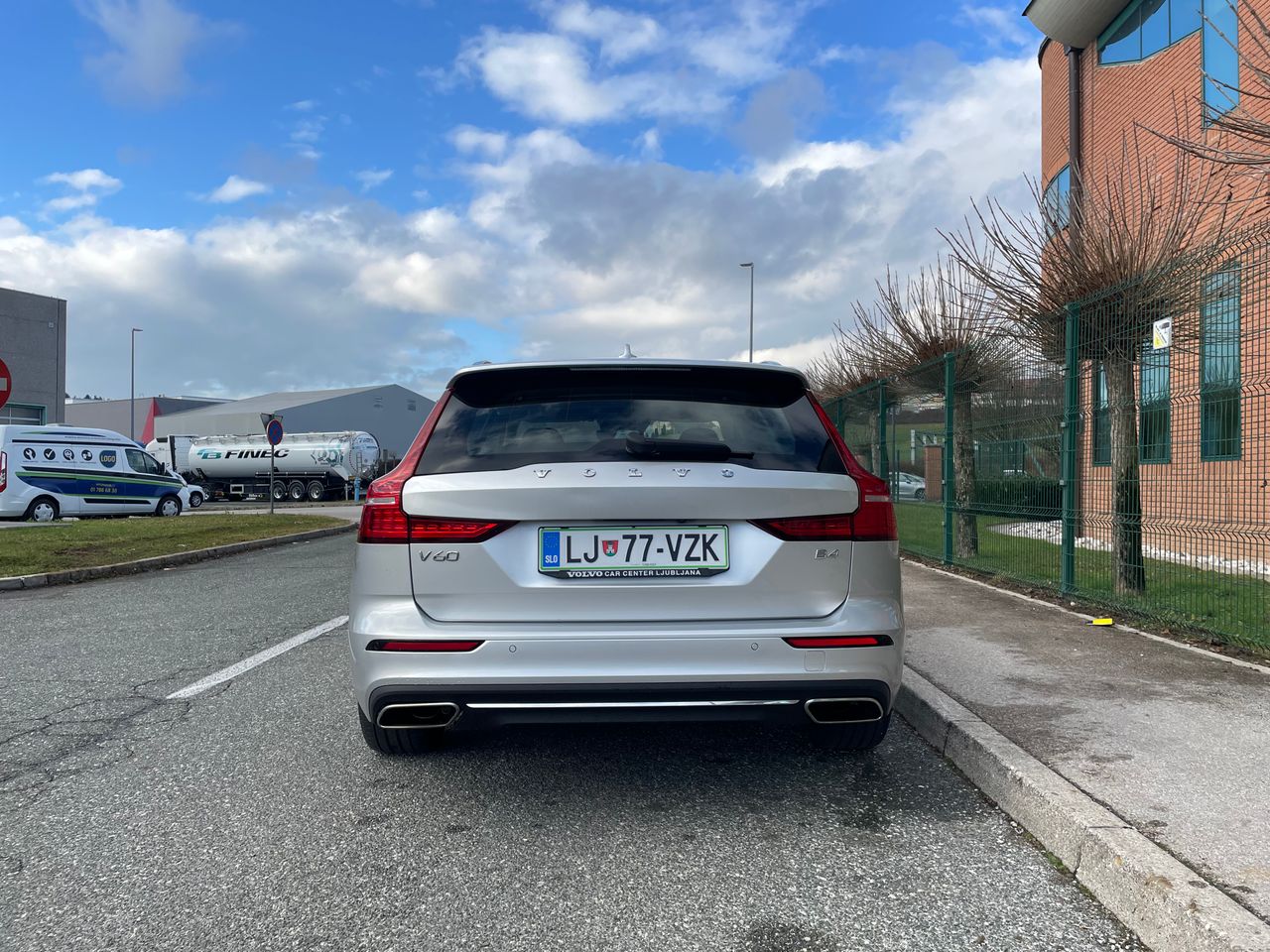 Zunanja slika - Volvo V60 - B4D Inscription Avt. - 6