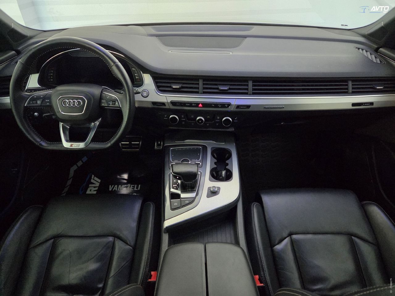 Notranja slika - Audi Q7 - quattro 3,0 TDI Tiptronic - 9