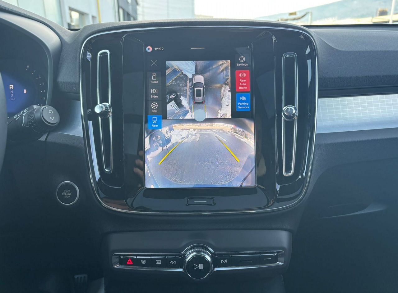 Zunanja slika - Volvo XC40 - B4  P  Ultra Black Edition - 17