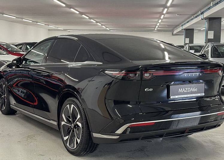 Zunanja slika - Mazda Mazda6e - TAKUMI | LPF BATERIJA | BELO USNJE | ZALOGA - 4