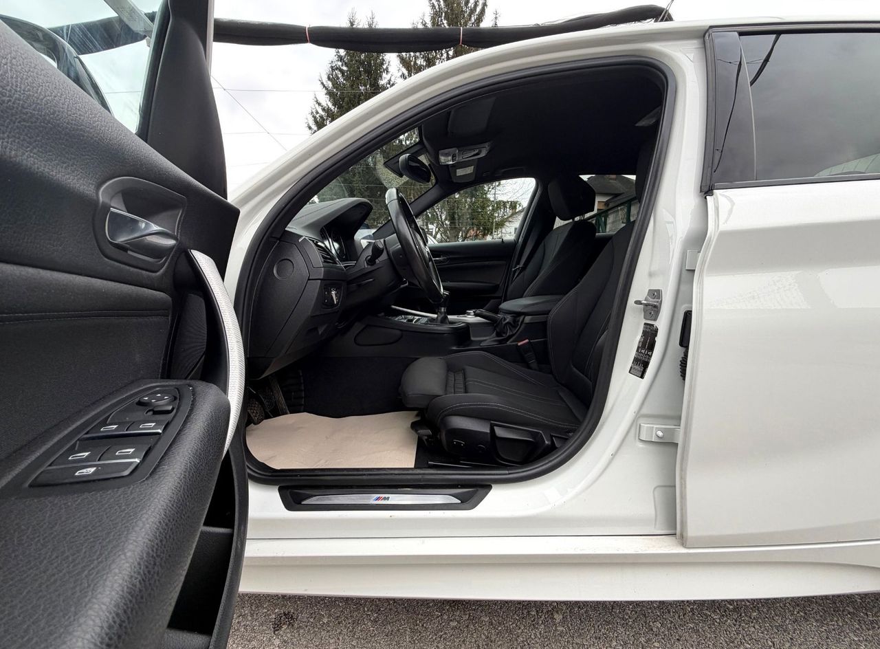 Zunanja slika - BMW Serija 1 - : 118i M Sport Shadow 1.LASTNIK FULL LED NAVI ALU 18 - 16