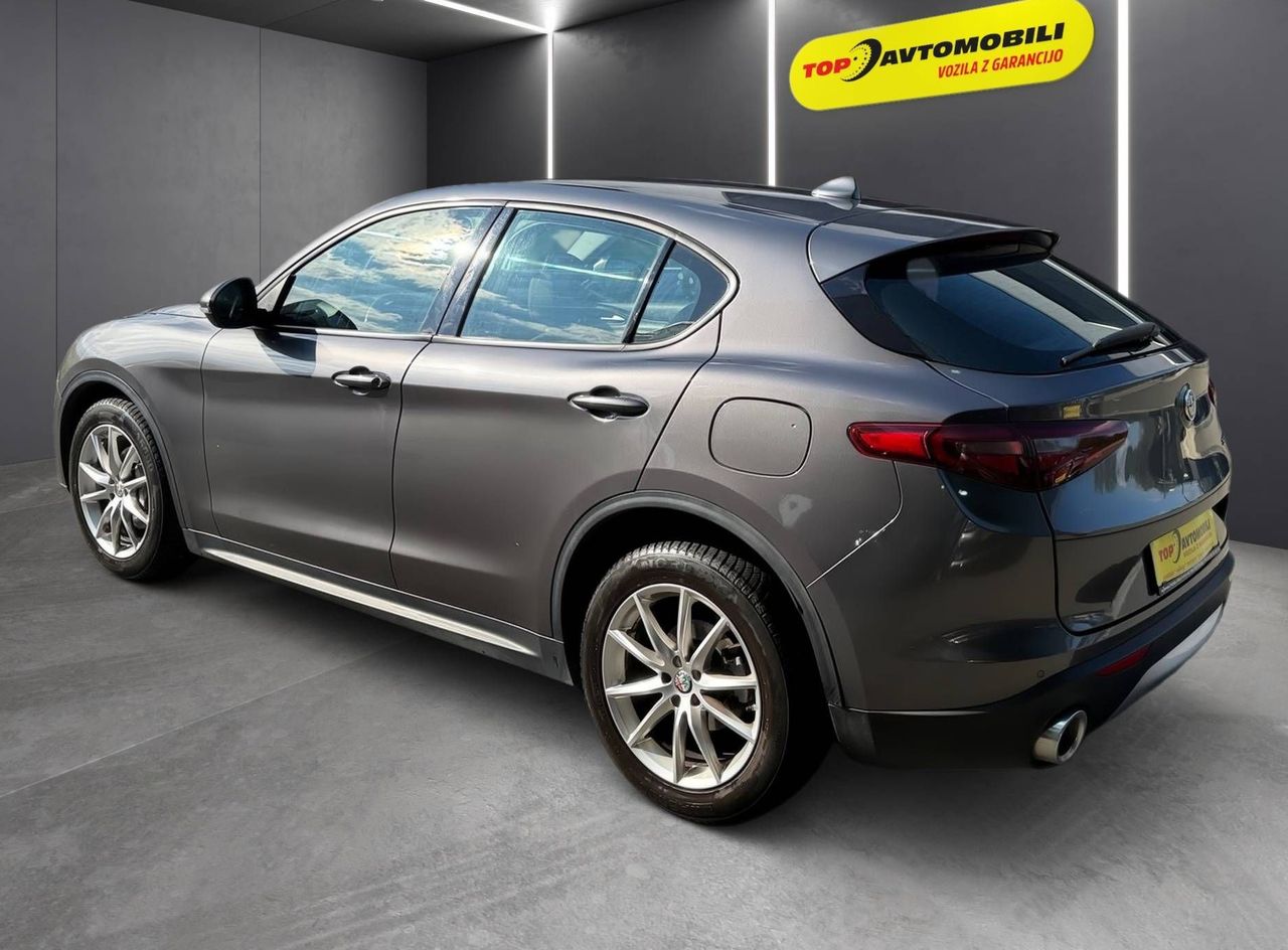Zunanja slika - Alfa Romeo Stelvio - 2.2 Diesel LED NAVI TEMPOMAT KAMERA PDC USNJE TOP - 4